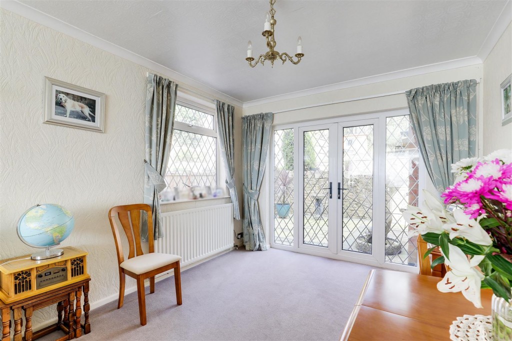Homefield Avenue, Arnold, Nottingham, NG5 8FZ