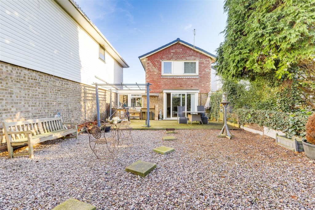 Waltham Close, West Bridgford, Nottinghamshire, NG2 6LD