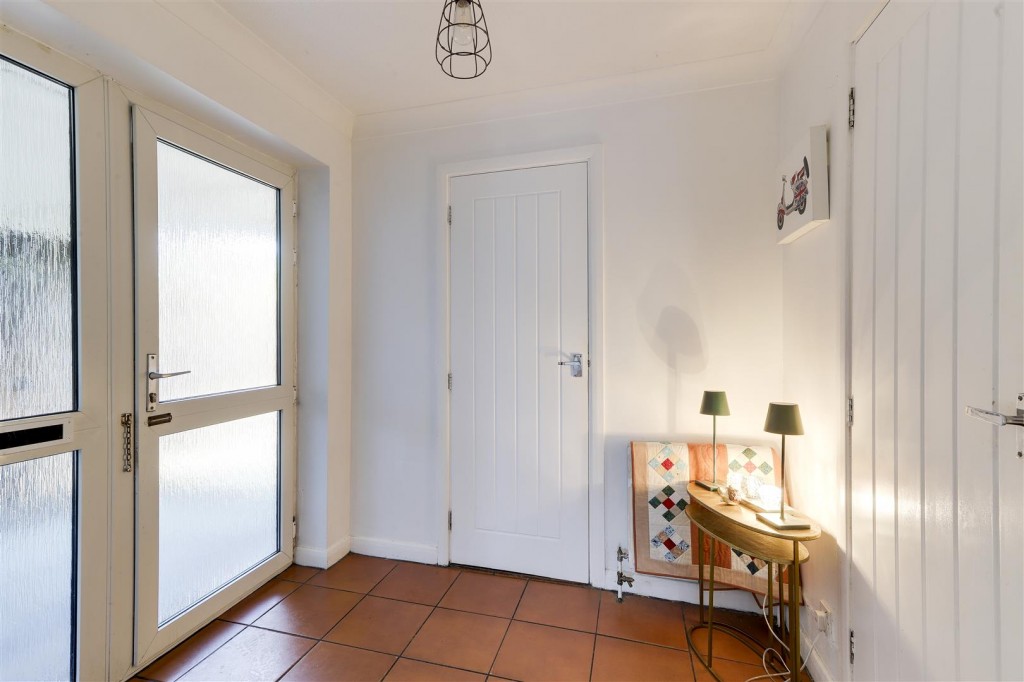 Waltham Close, West Bridgford, Nottinghamshire, NG2 6LD