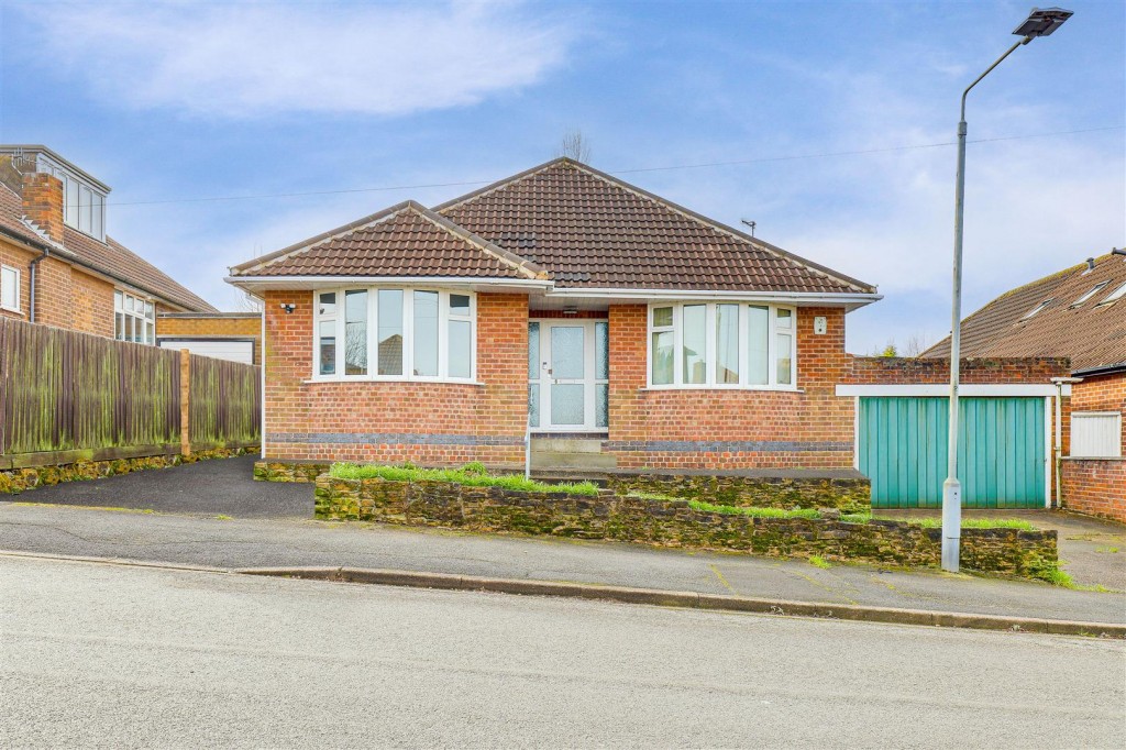 Eaton Avenue, Arnold, Nottinghamshire, NG5 7LG