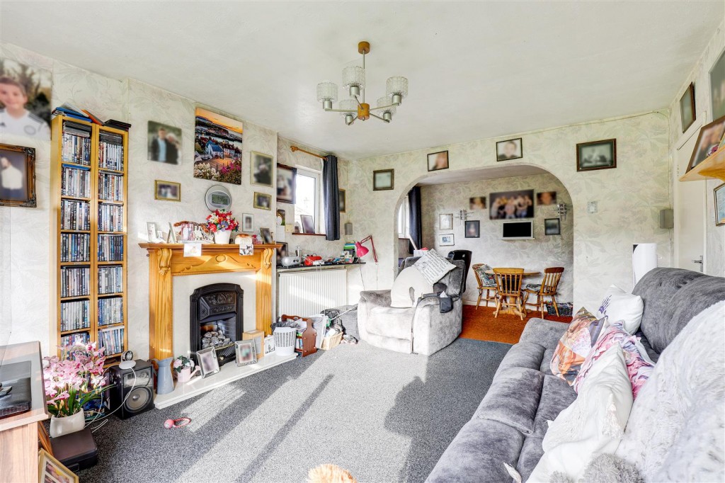 Eaton Avenue, Arnold, Nottinghamshire, NG5 7LG
