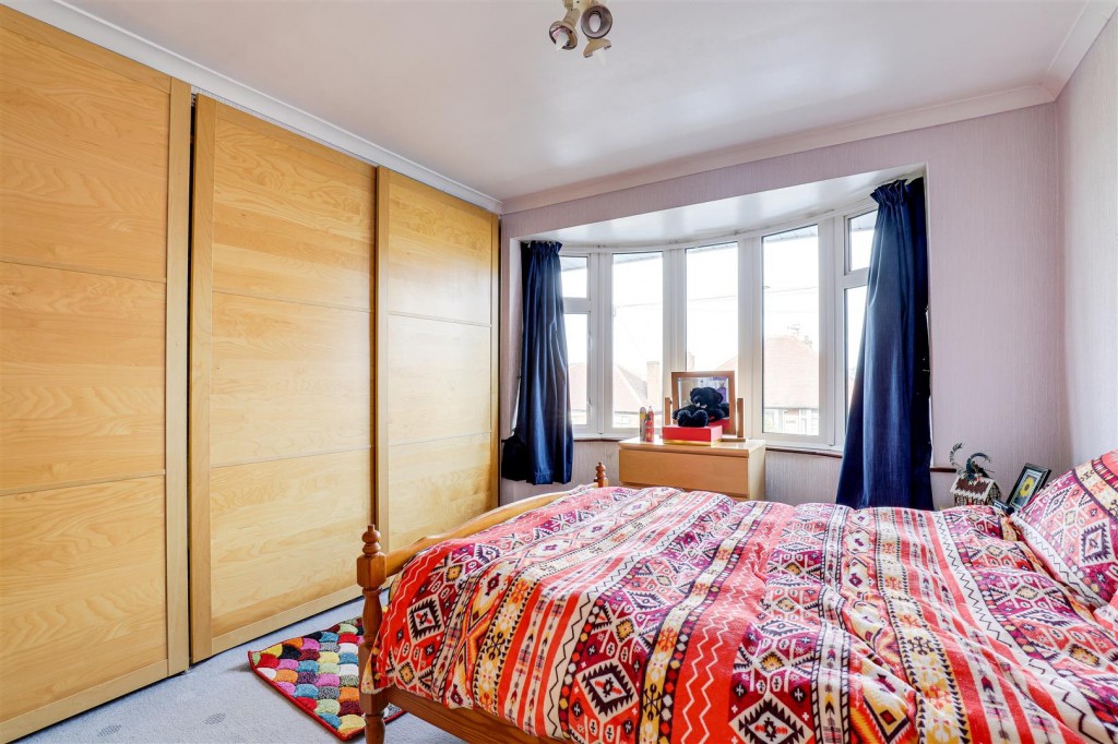 Eaton Avenue, Arnold, Nottinghamshire, NG5 7LG