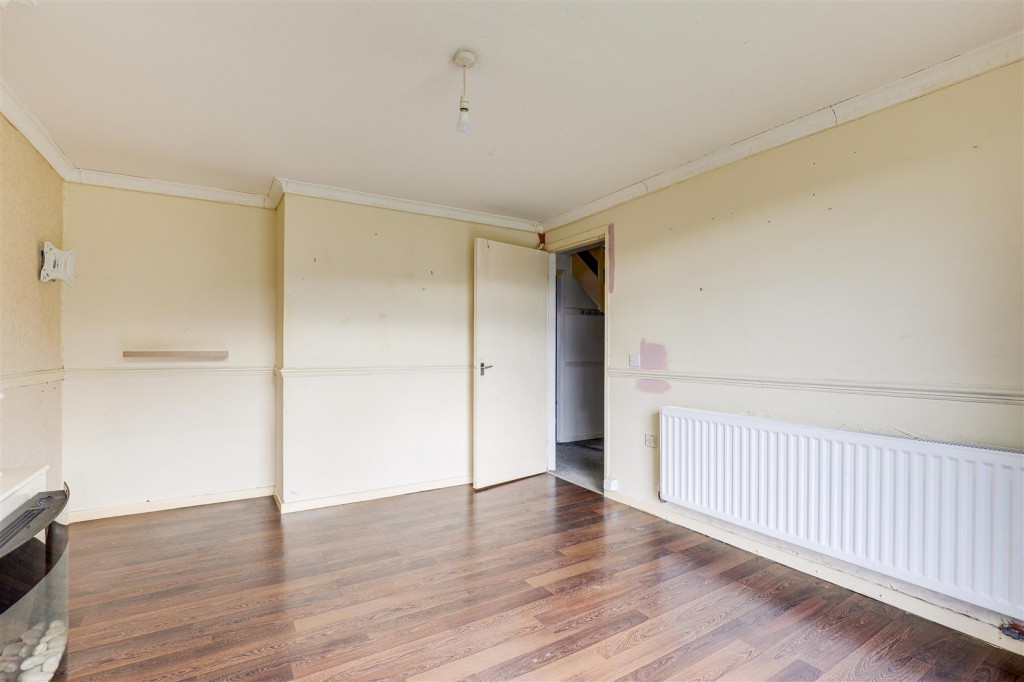 Hillgrove Gardens, Top Valley, Nottinghamshire, NG5 9ND