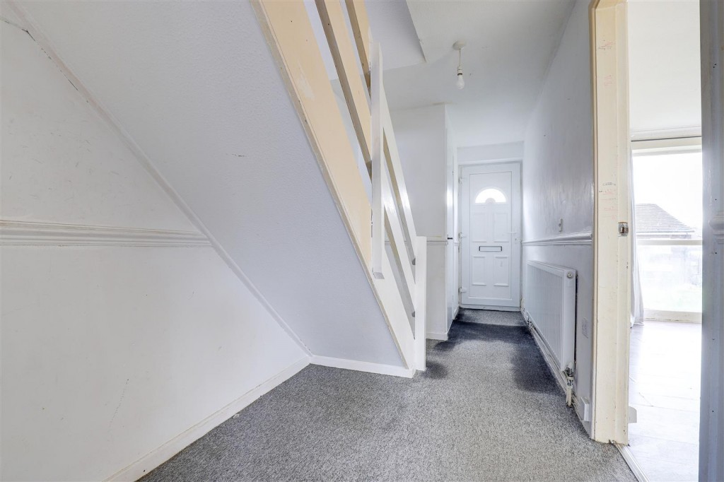 Hillgrove Gardens, Top Valley, Nottinghamshire, NG5 9ND