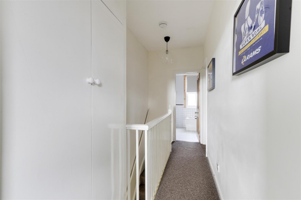 Owthorpe Grove, Sherwood, Nottinghamshire, NG5 2LX