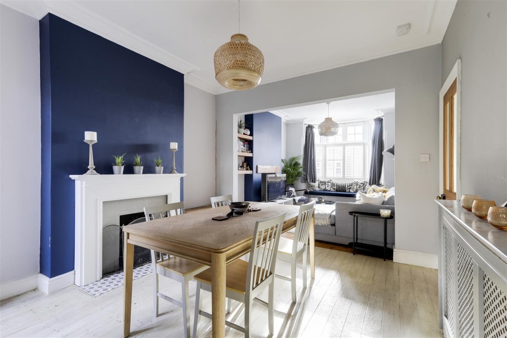 Owthorpe Grove, Sherwood, Nottinghamshire, NG5 2LX