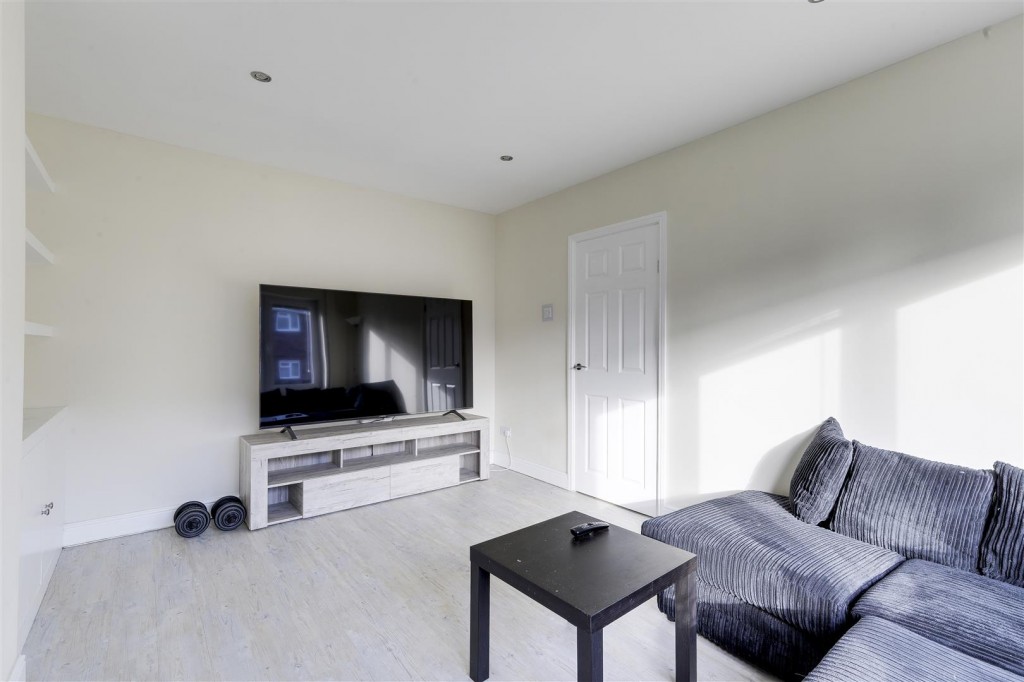 Brickyard Drive, Hucknall, Nottinghamshire, NG15 7PE