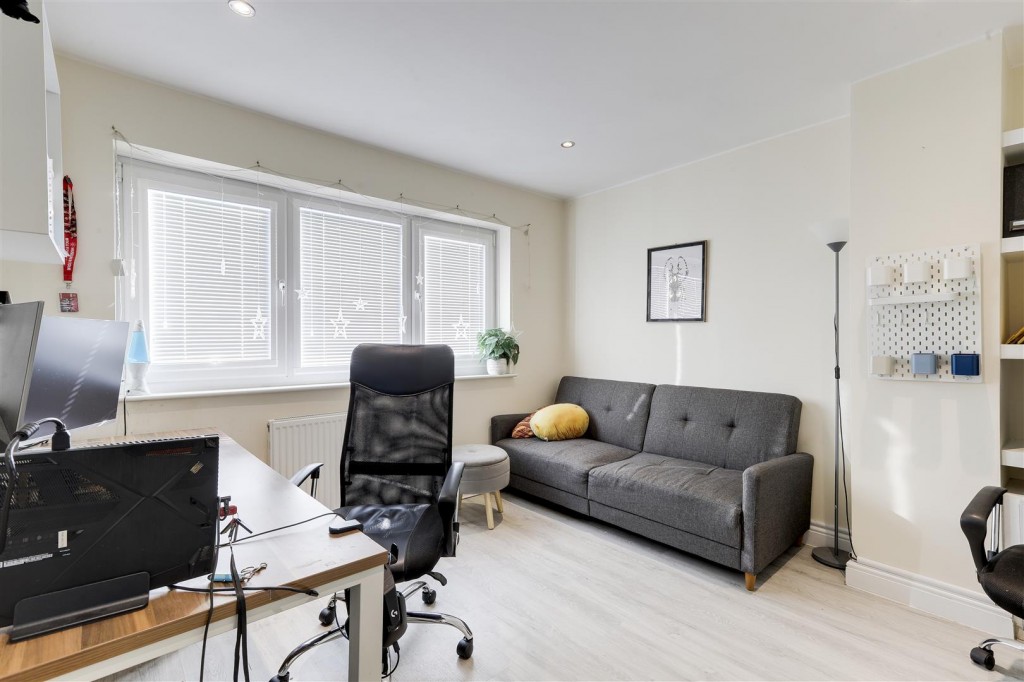 Brickyard Drive, Hucknall, Nottinghamshire, NG15 7PE