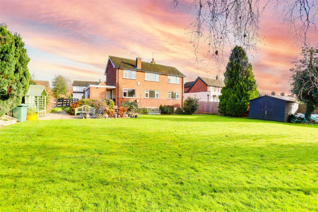Rushcliffe Avenue, Radcliffe-On-Trent, Nottinghamshire, NG12 2AF