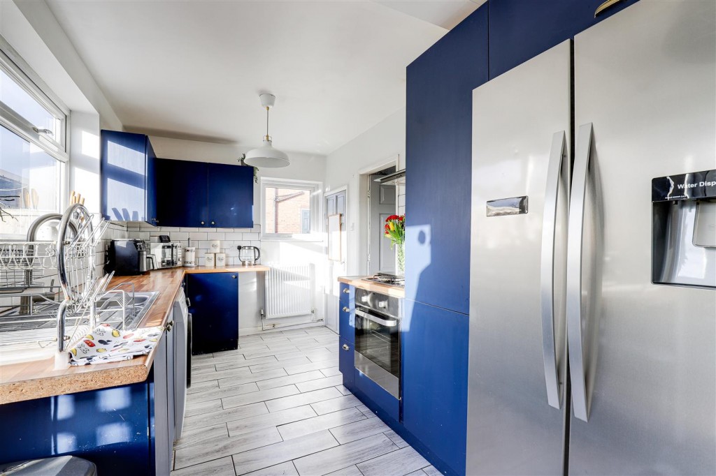 Beauvale Crescent, Hucknall, Nottinghamshire, NG15 6PT