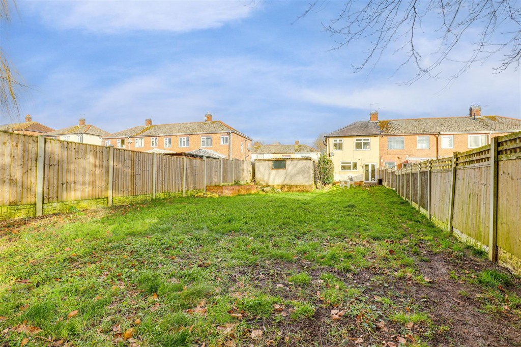 Beauvale Crescent, Hucknall, Nottinghamshire, NG15 6PT
