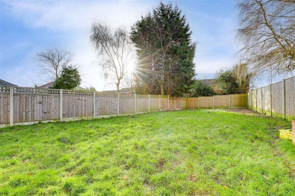 Beauvale Crescent, Hucknall, Nottinghamshire, NG15 6PT