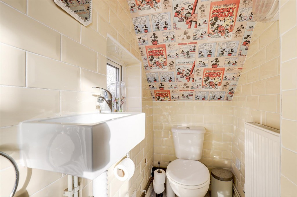 Beauvale Crescent, Hucknall, Nottinghamshire, NG15 6PT