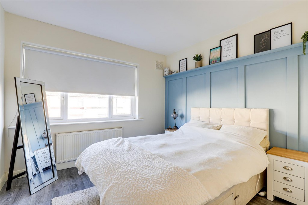 Beauvale Crescent, Hucknall, Nottinghamshire, NG15 6PT