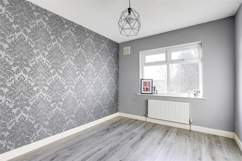 Beauvale Crescent, Hucknall, Nottinghamshire, NG15 6PT