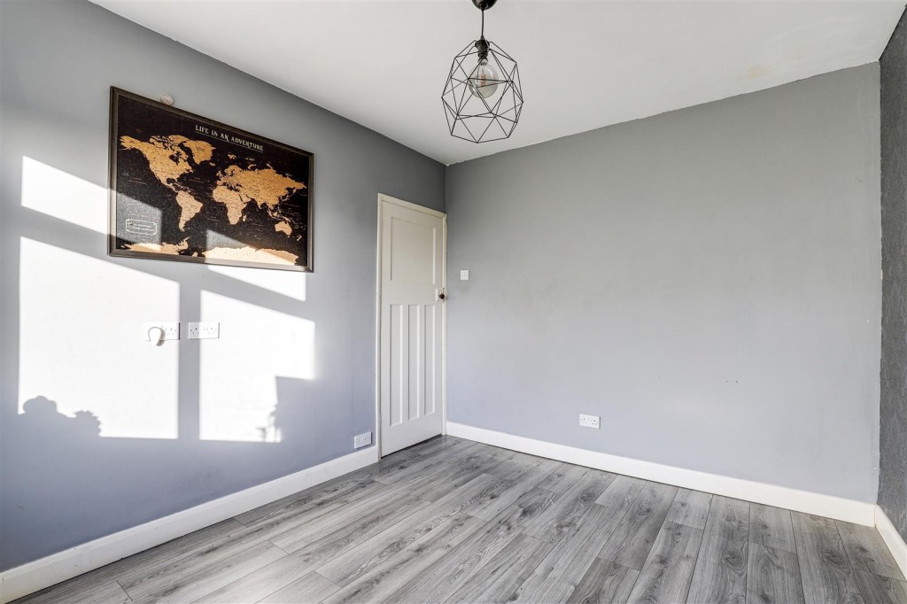 Beauvale Crescent, Hucknall, Nottinghamshire, NG15 6PT