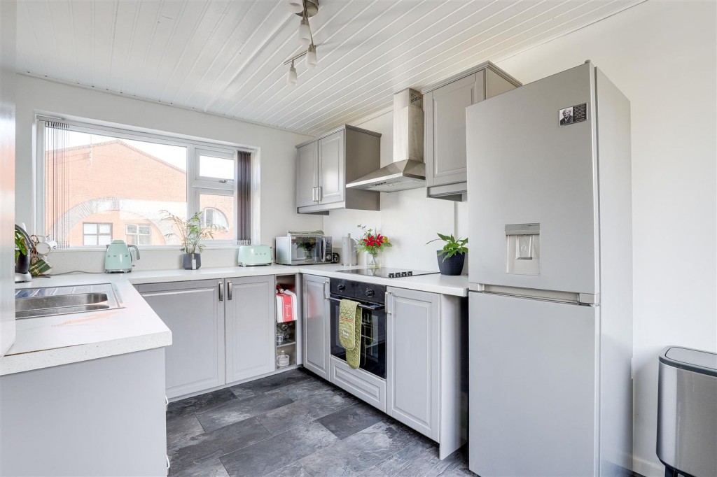 Lenton Court, Lenton Avenue, The Park, Nottinghamshire, NG7 1DZ