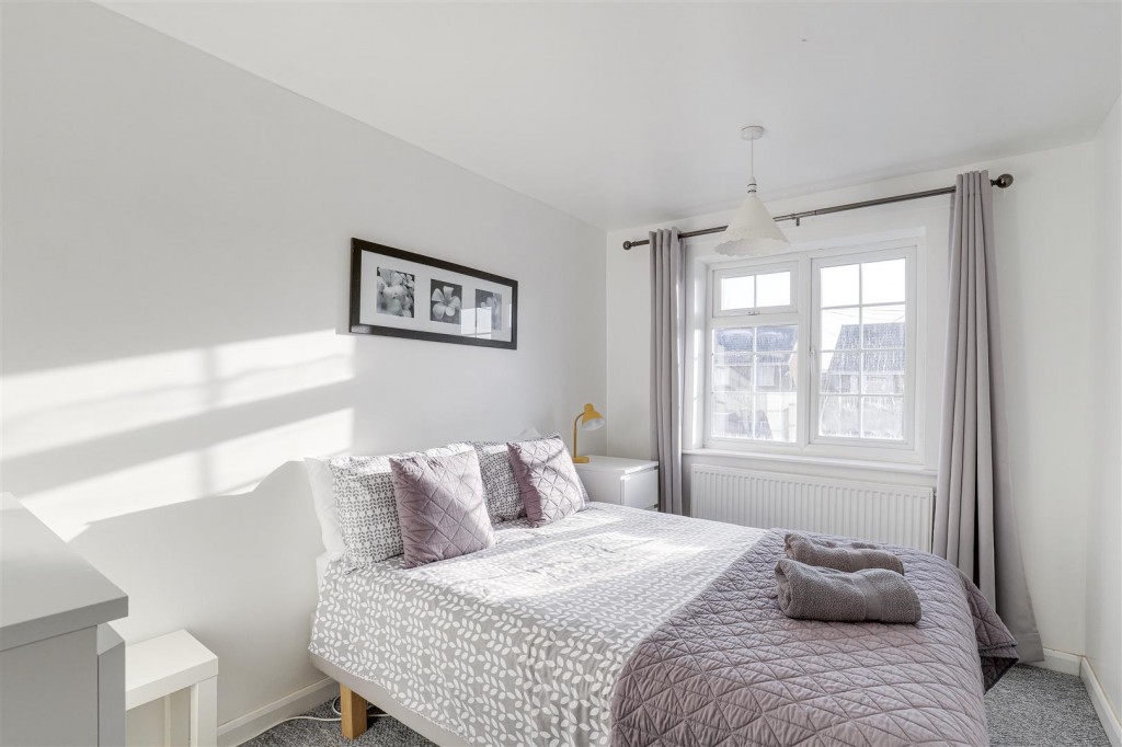 Worrall Avenue, Arnold, Nottinghamshire, NG5 7GJ