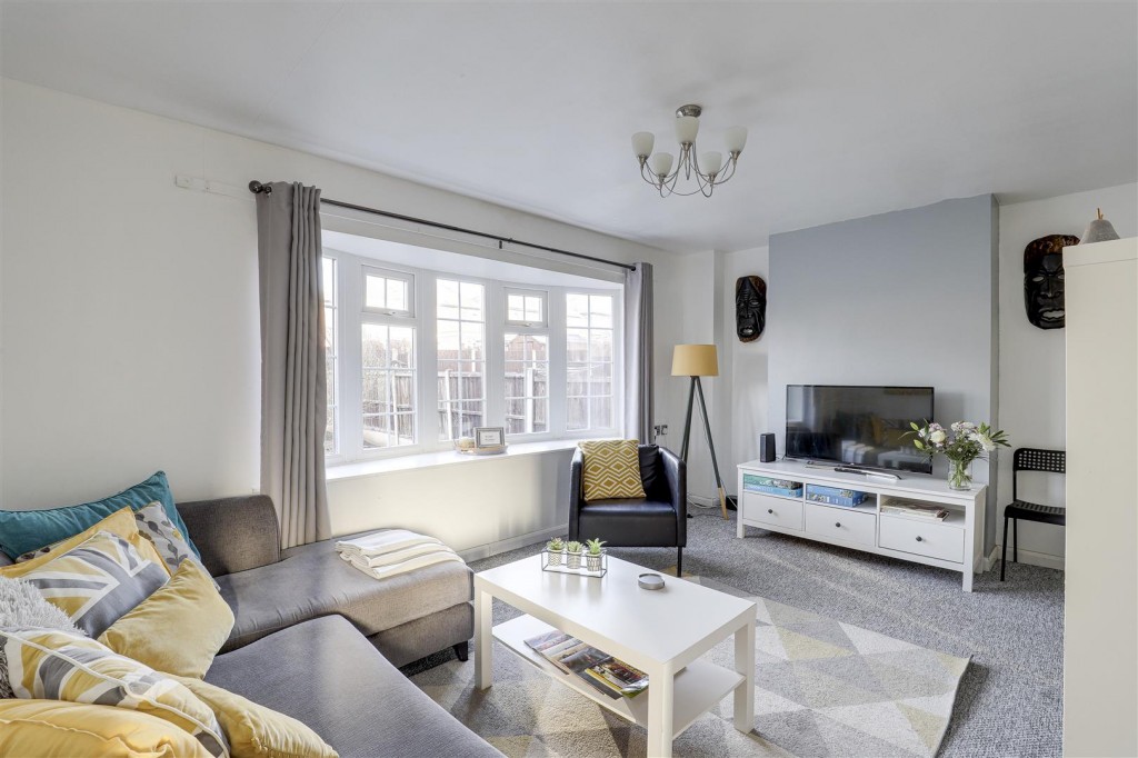 Worrall Avenue, Arnold, Nottinghamshire, NG5 7GJ