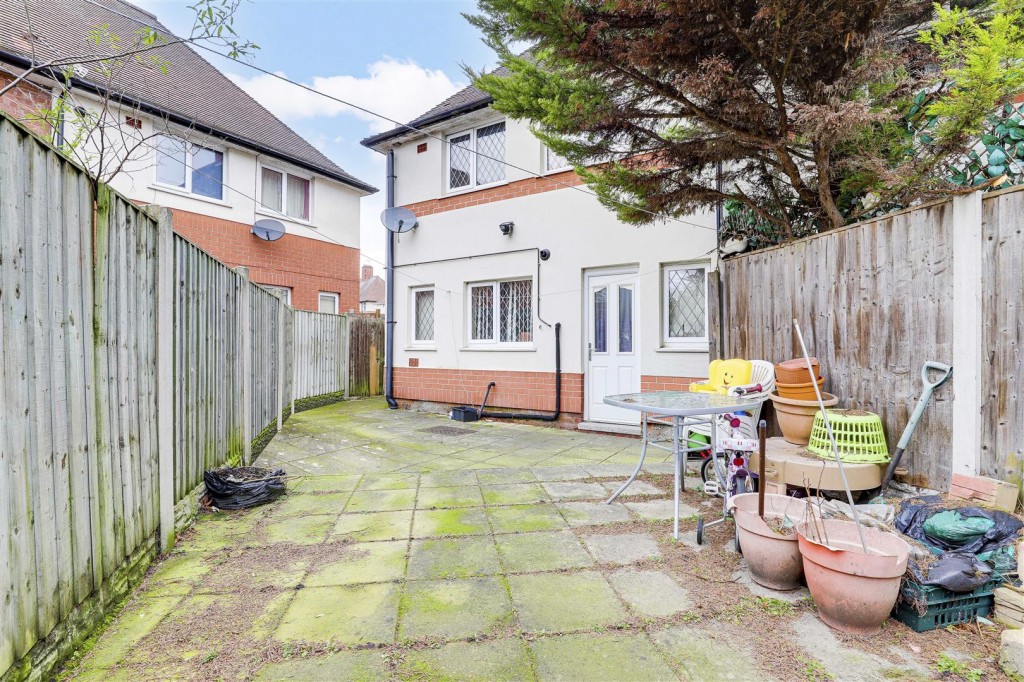 Grindon Crescent, Bulwell, Nottinghamshire, NG6 8BP