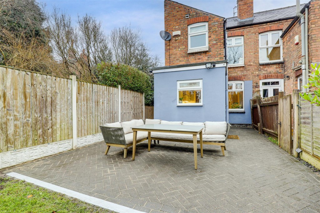 Furlong Avenue, Arnold, Nottinghamshire, NG5 7AS