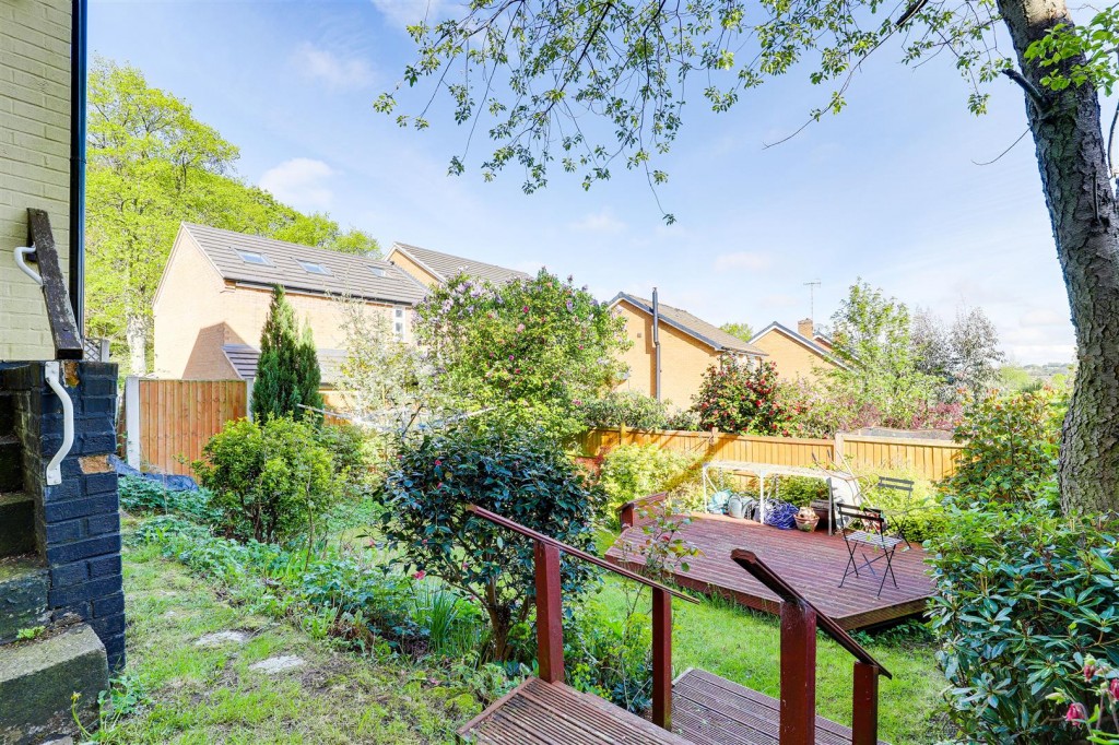 Sandfield Road, Arnold, Nottinghamshire, NG5 6QA