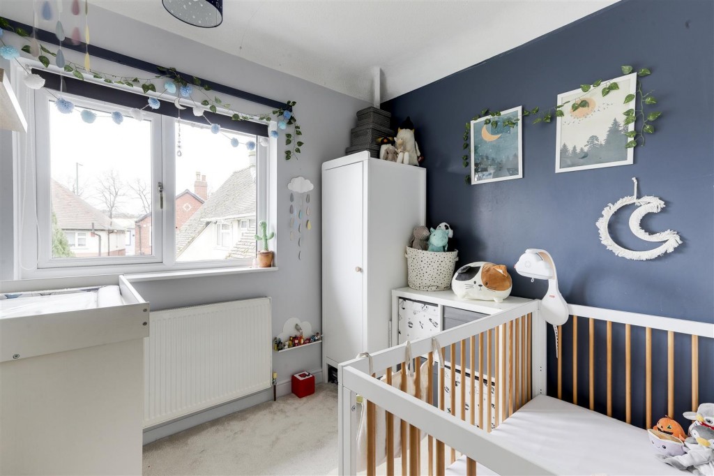 Lawton Drive, Nottingham, Nottinghamshire, NG6 8BL