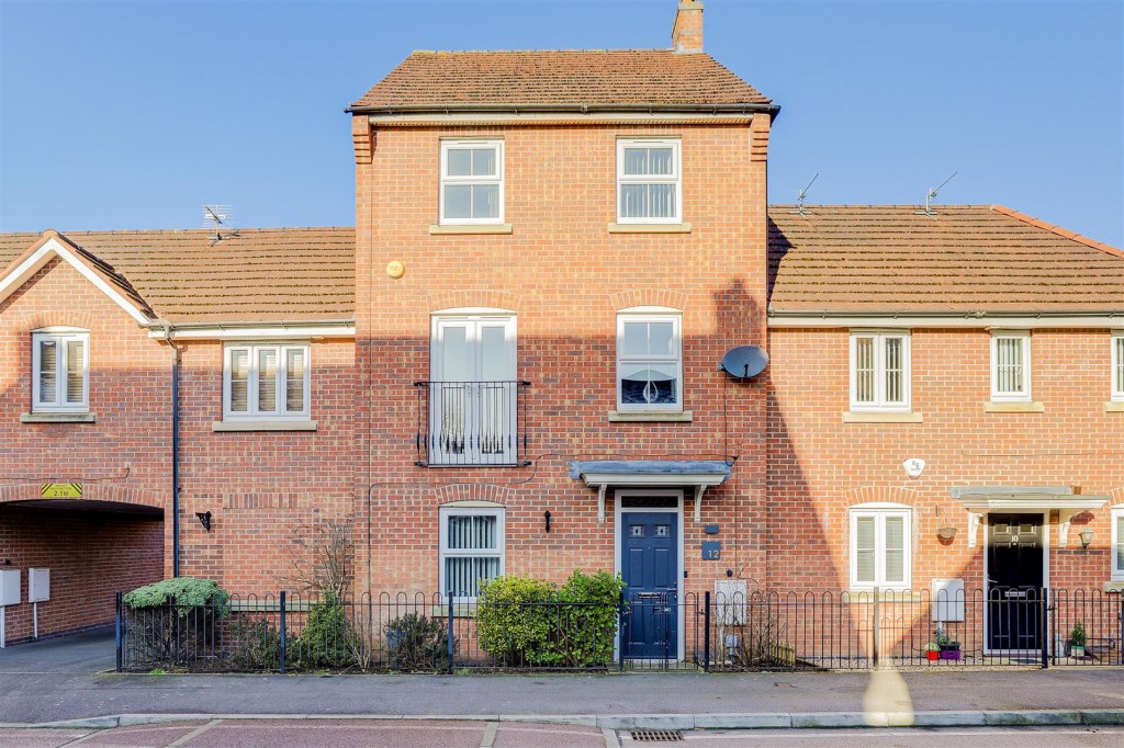 Griffiths Way, Hucknall, Nottinghamshire, NG15 7UU