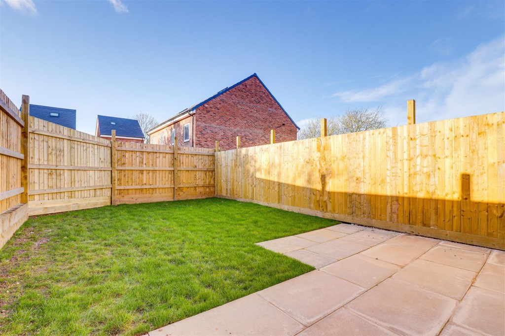 Greenwood Road, Bakersfield, Nottinghamshire, NG3 7AE