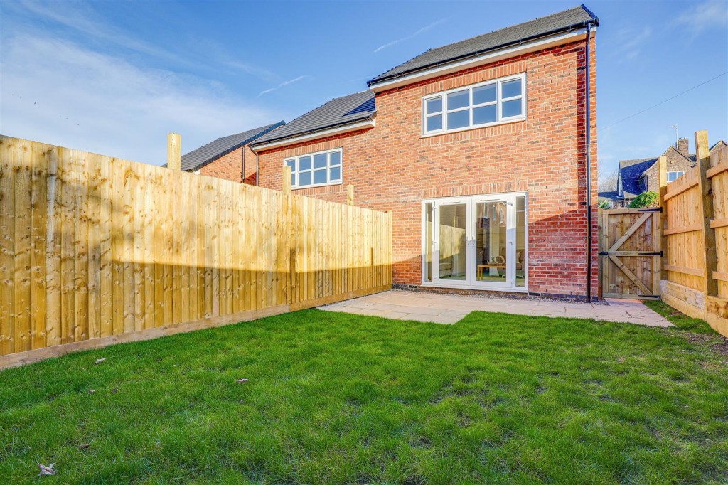 Greenwood Road, Bakersfield, Nottinghamshire, NG3 7AE