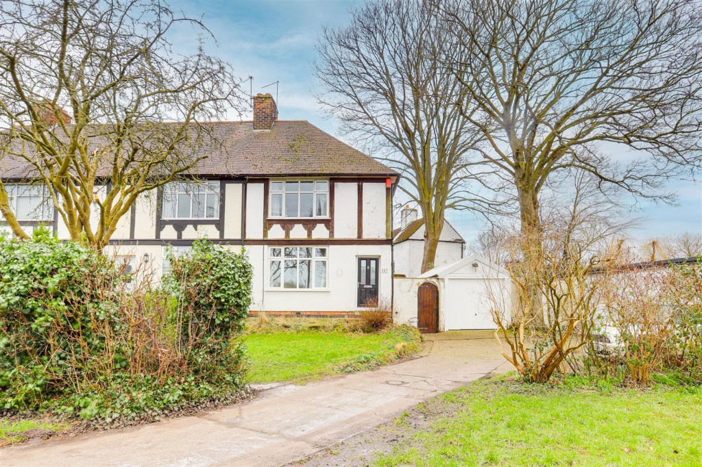 Wilford Lane, Wilford, Nottinghamdhire, NG11 7AX