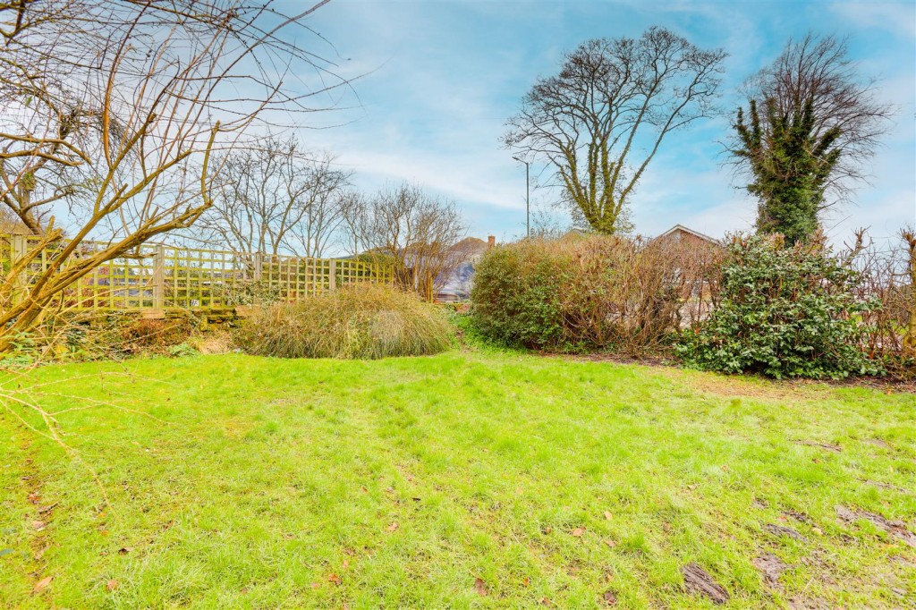 Wilford Lane, Wilford, Nottinghamdhire, NG11 7AX
