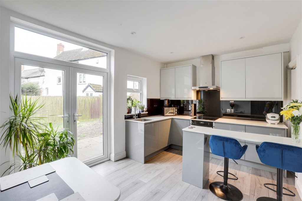 Wilford Lane, Wilford, Nottinghamdhire, NG11 7AX