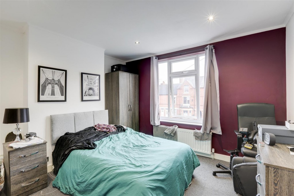 Portland Road, Hucknall, Nottinghamshire, NG15 7SN