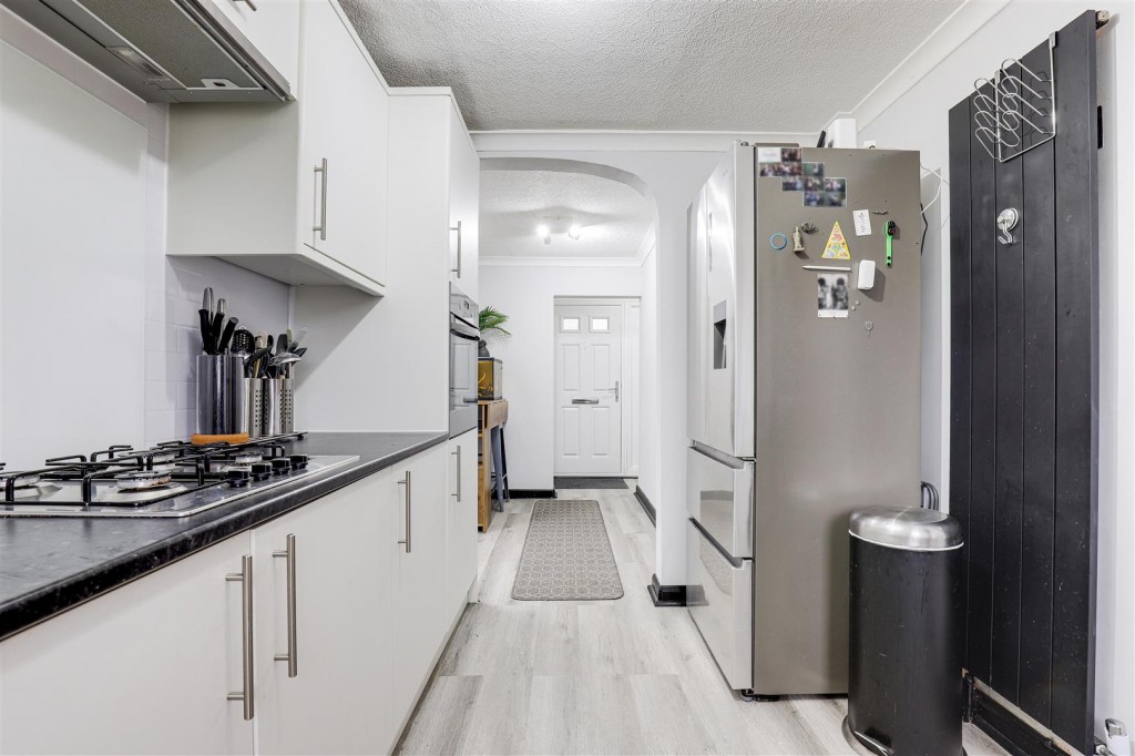 Bradley Walk, Clifton, Nottinghamshire, NG11 9BJ