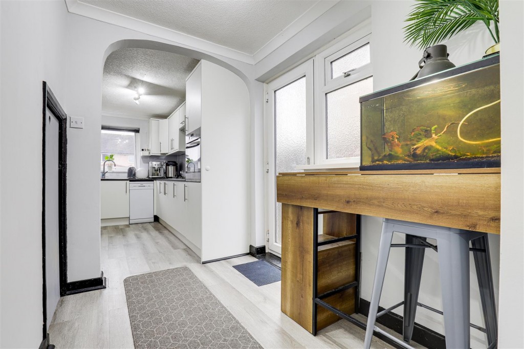 Bradley Walk, Clifton, Nottinghamshire, NG11 9BJ