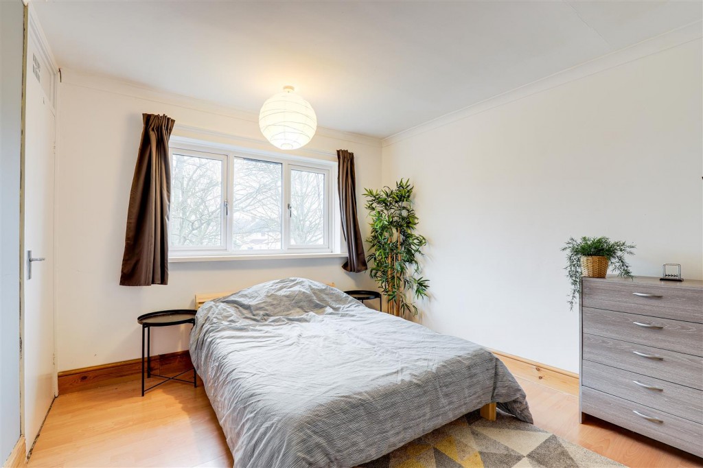 Bradley Walk, Clifton, Nottinghamshire, NG11 9BJ