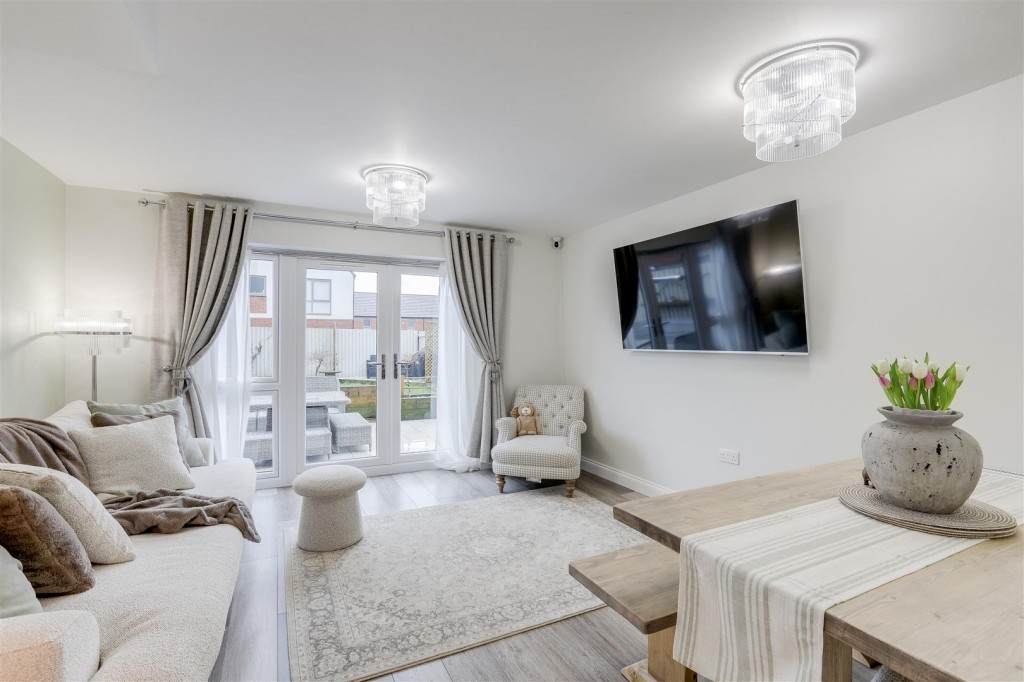 Harker Close, Hucknall, Nottinghamshire, NG15 6XF