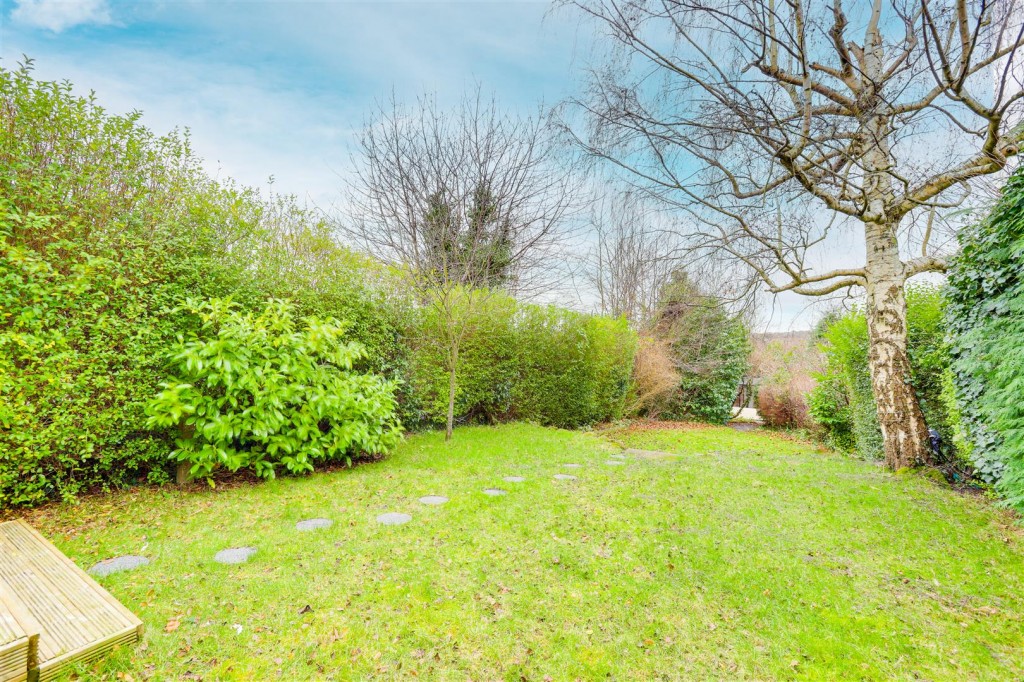 Breckhill Road, Woodthorpe, Nottinghamshire, NG5 4GQ