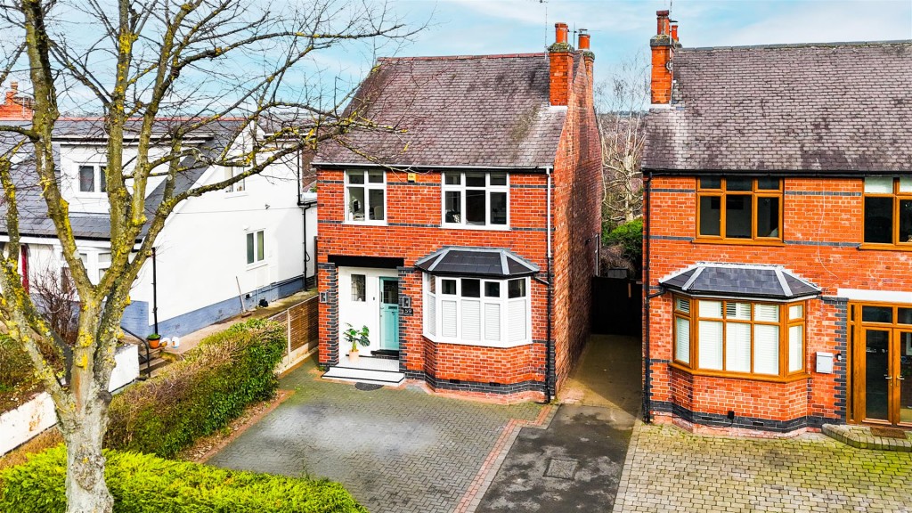 Breckhill Road, Woodthorpe, Nottinghamshire, NG5 4GQ