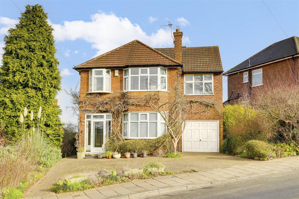 Laughton Avenue, West Bridgford, Nottinghamshire, NG2 7GJ