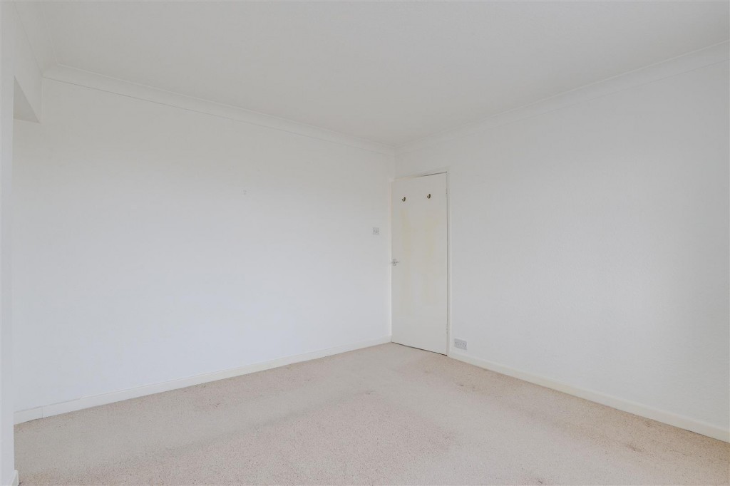 Laughton Avenue, West Bridgford, Nottinghamshire, NG2 7GJ