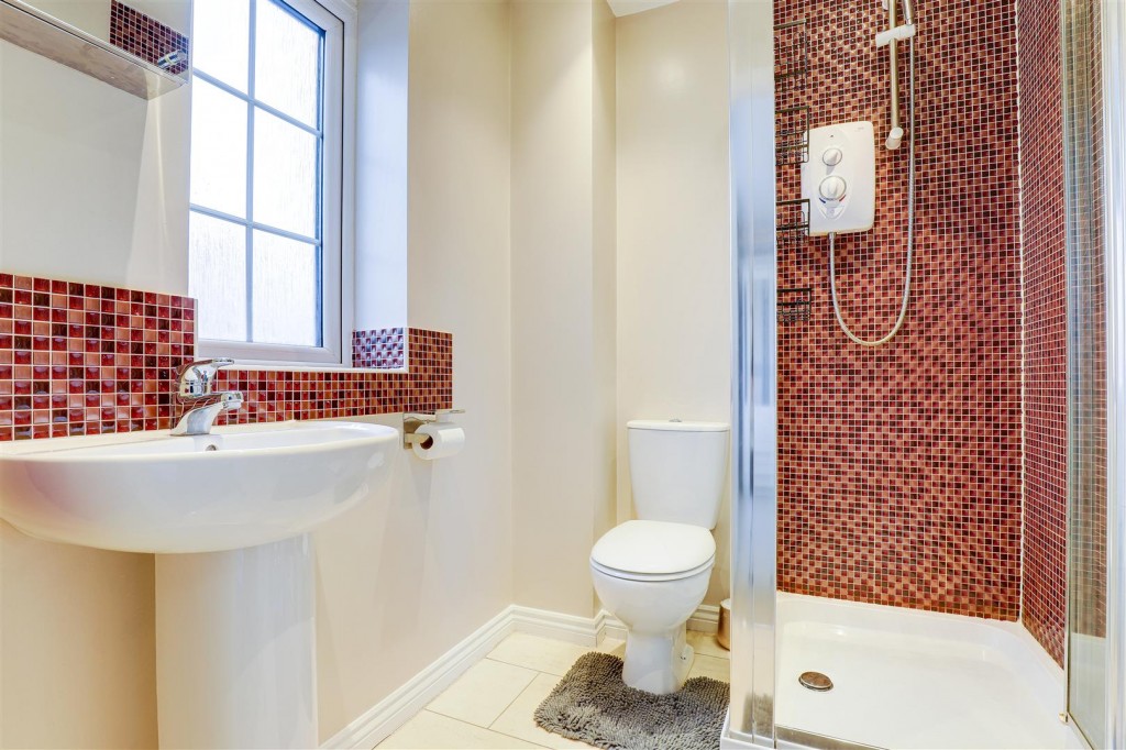Axmouth Drive, Mapperley, Nottinghamshire, NG3 5SX