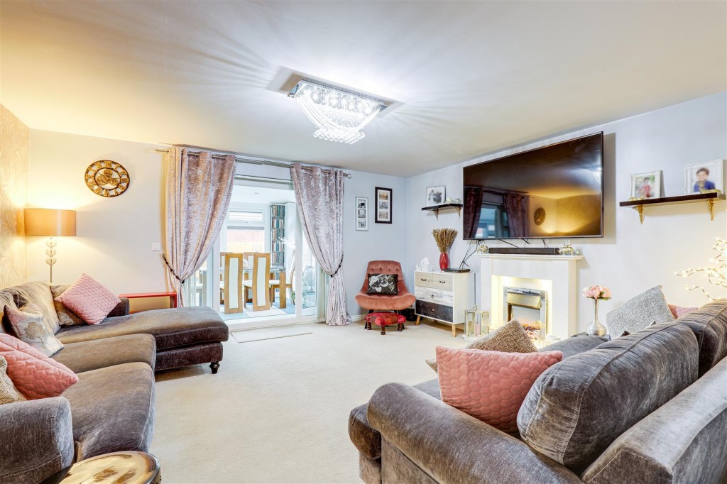Axmouth Drive, Mapperley, Nottinghamshire, NG3 5SX