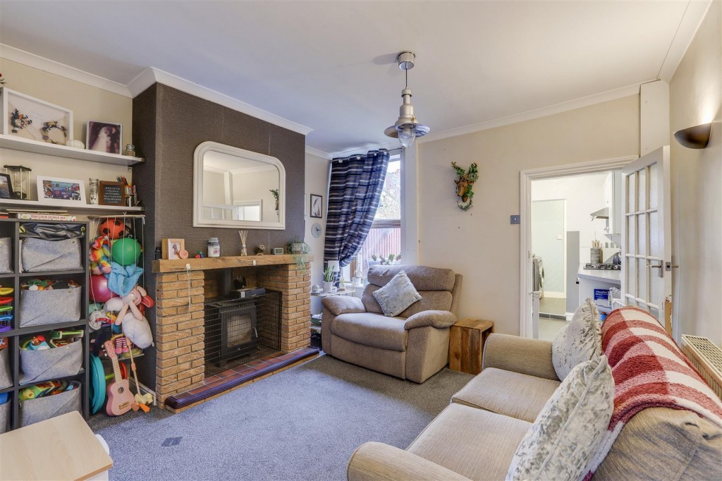 Charles Street, Hucknall, Nottinghamshire, NG15 7FL