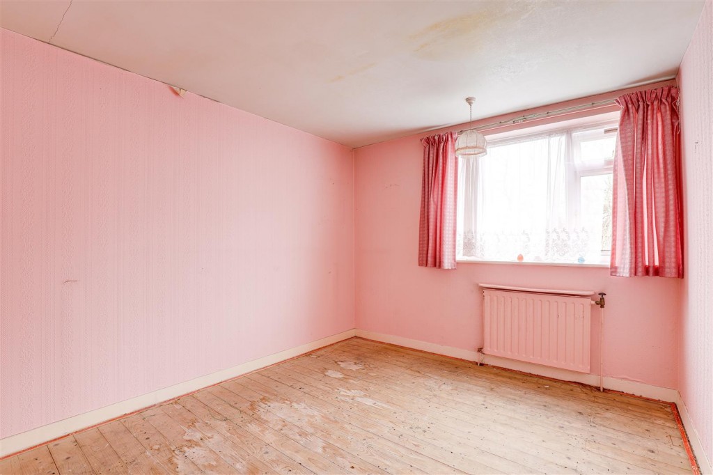 Mapperley Orchard, Arnold, Nottinghamshire, NG5 8AG