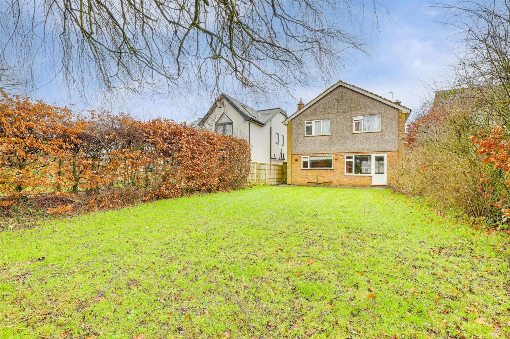 Mapperley Orchard, Arnold, Nottinghamshire, NG5 8AG