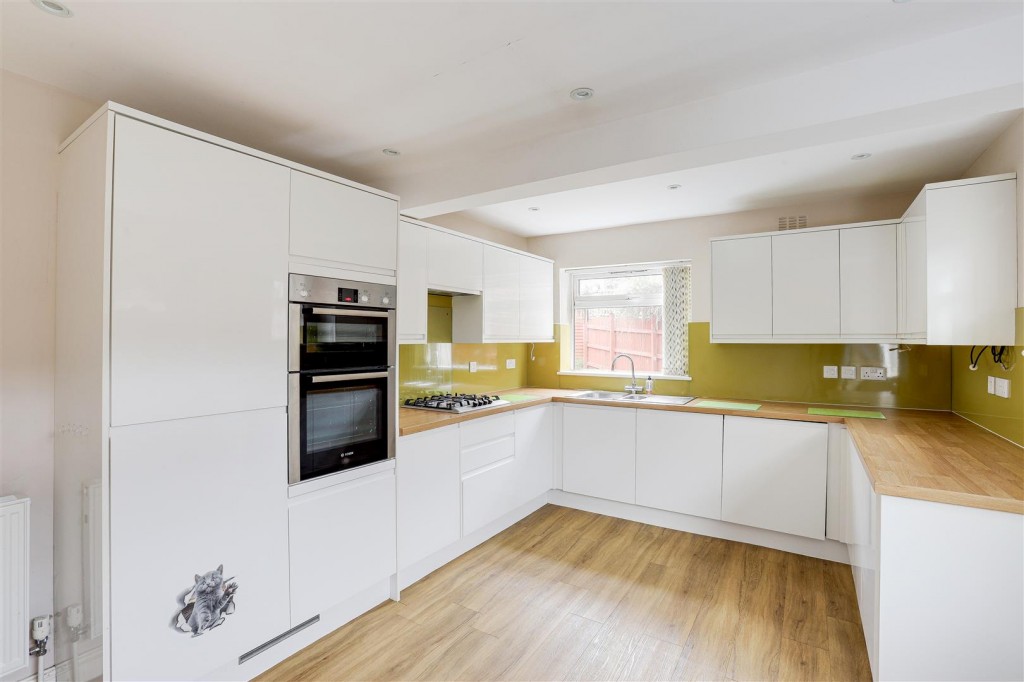 Mcintosh Road, Gedling, Nottinghamshire, NG4 4HR