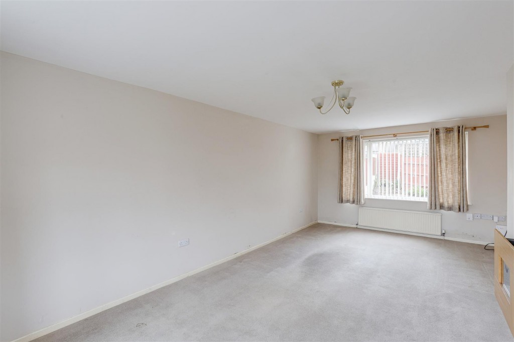 Mcintosh Road, Gedling, Nottinghamshire, NG4 4HR