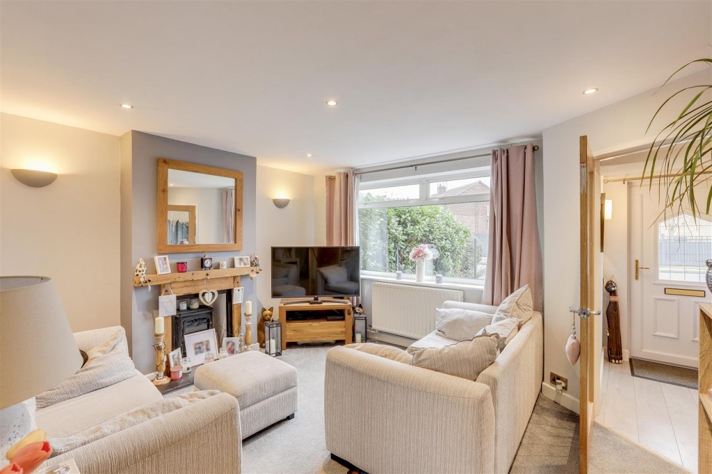 Lakeside Avenue, Long Eaton, Derbyshire, NG10 3GJ